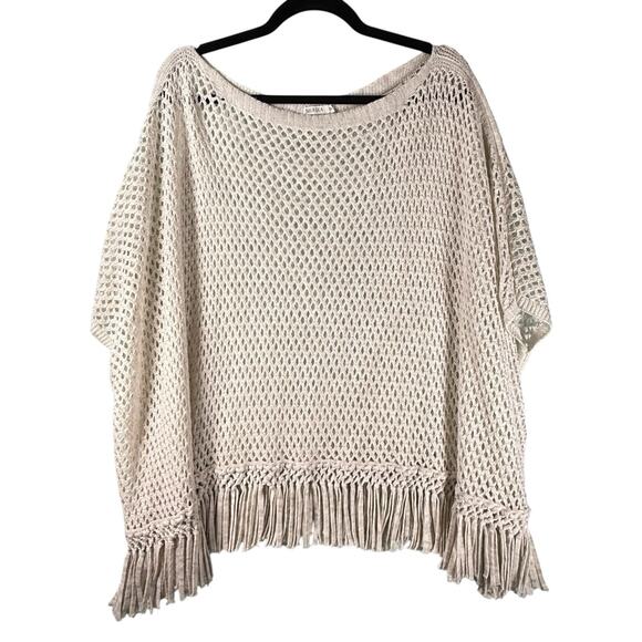 MerSea MER-SEA Cotton Beach Fringed Crochet Poncho Off-White Coastal Beach OS - Picture 2 of 14